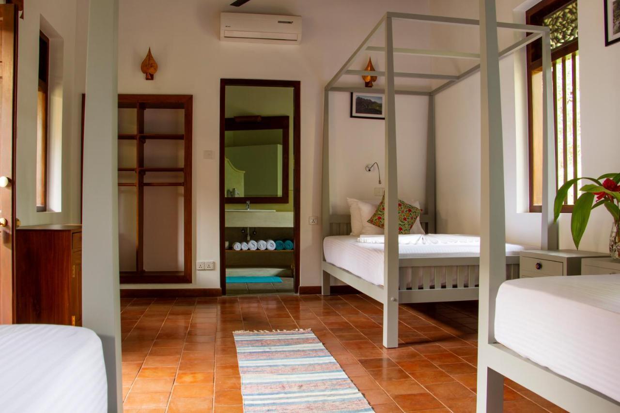 Sri Yoga Shala Bed and Breakfast Unawatuna Exterior foto
